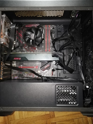 66304220_897184997299900_4222548336298688512_n