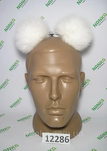 1168203228_w640_h640_mehovoj-pompon-pesets