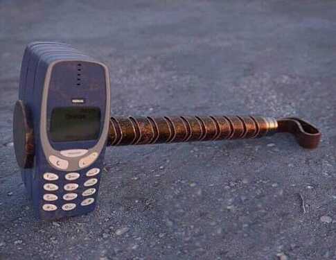 Nokia 3210 marteau