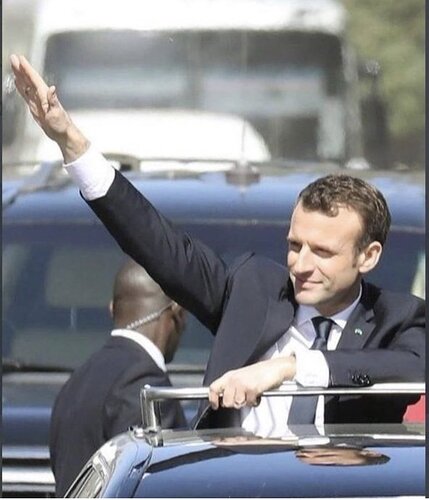 Macron salut