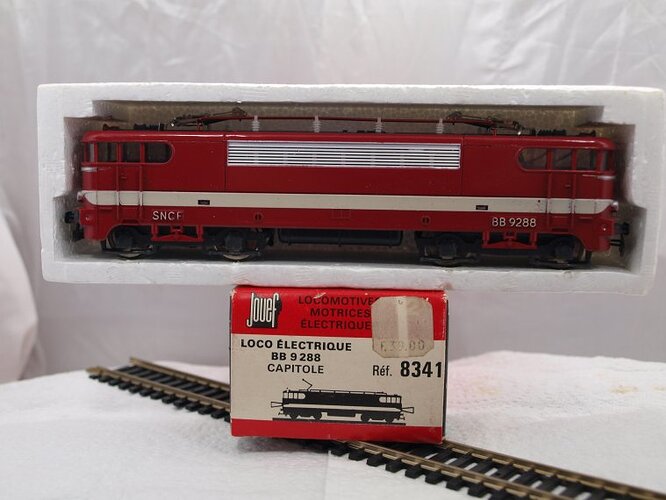 3208150001_1_2_qm5juUve